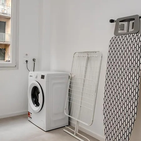 Apartman Joivy Beautiful And Modern With 2 Balconies