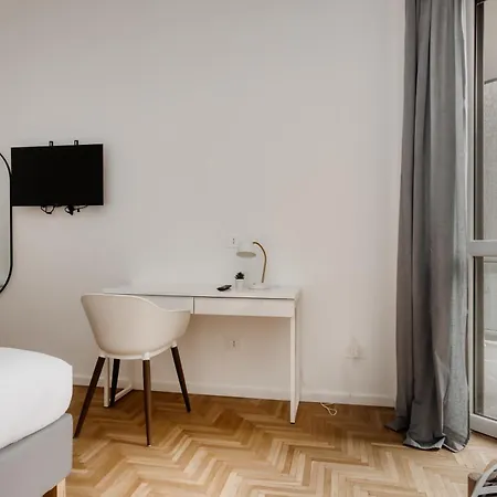 Apartman Joivy Beautiful And Modern With 2 Balconies